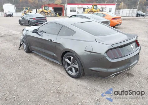 2016 Ford Mustang V6 z USA, uszkodzony, nr VIN 1FA6P8AM5G5298716